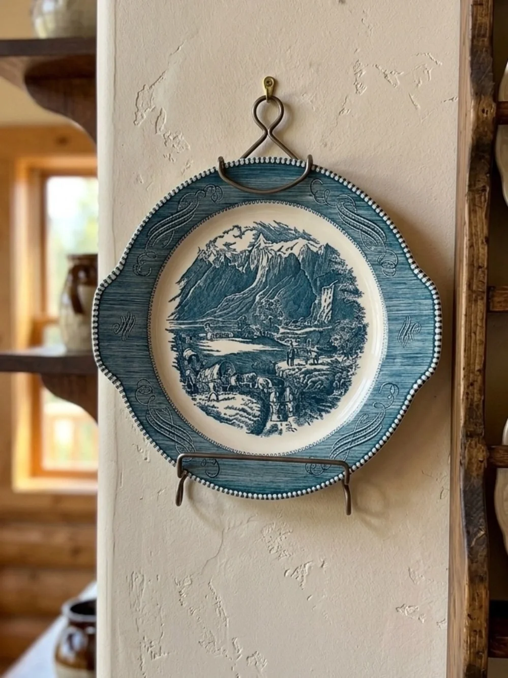 Currier & Ives  Royal China add touch